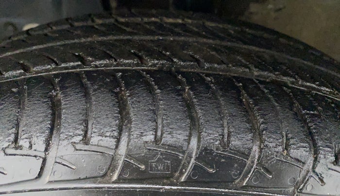 2019 Maruti New Wagon-R VXI (O) 1.2L, Petrol, Manual, 35,467 km, Left Rear Tyre Tread