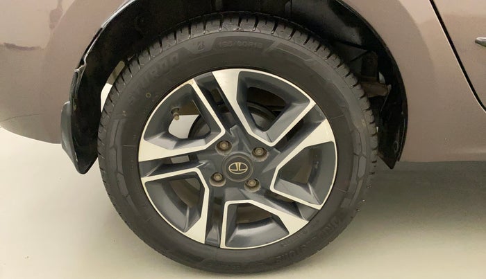 2018 Tata TIGOR XZA PETROL, Petrol, Automatic, 50,755 km, Right Rear Wheel