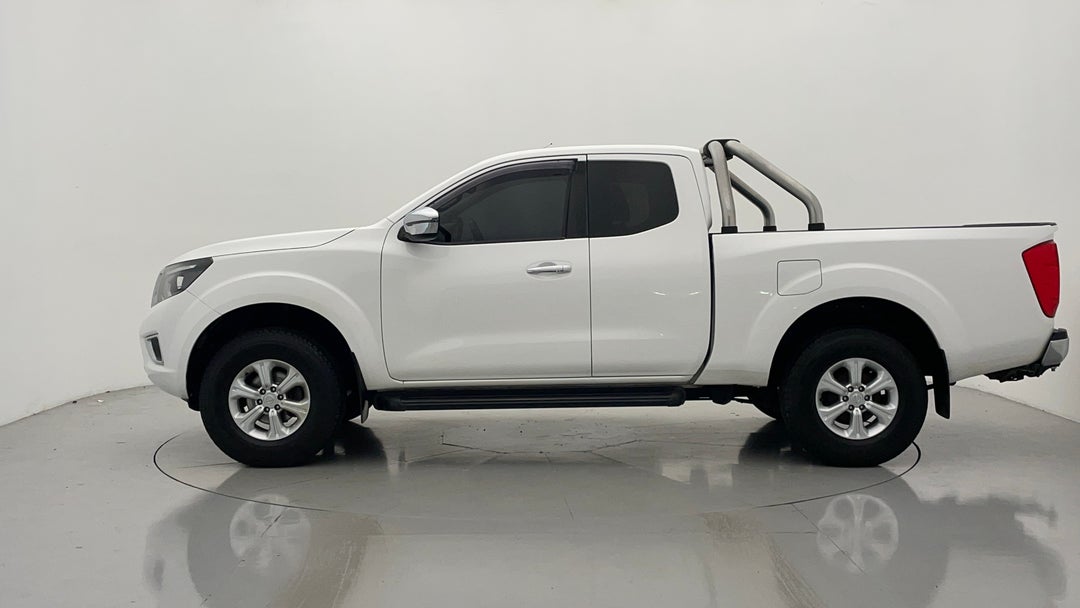 2019 Nissan Navara St (4x4), Manual, 87767 km, Left Side View