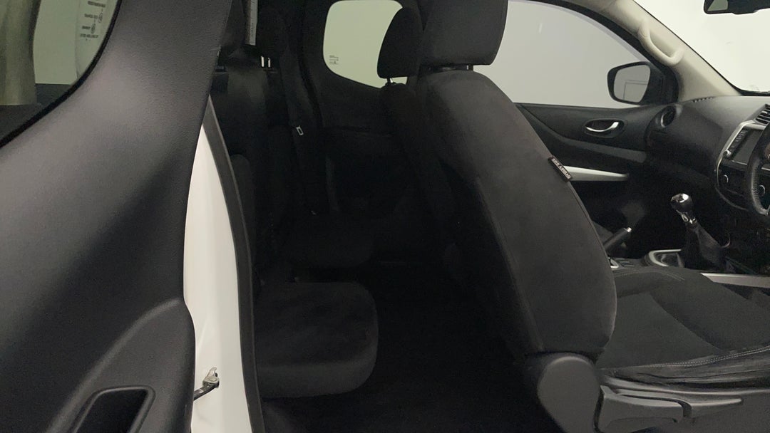2019 Nissan Navara St (4x4), Manual, 87767 km, Right Side Rear Door Cabin View