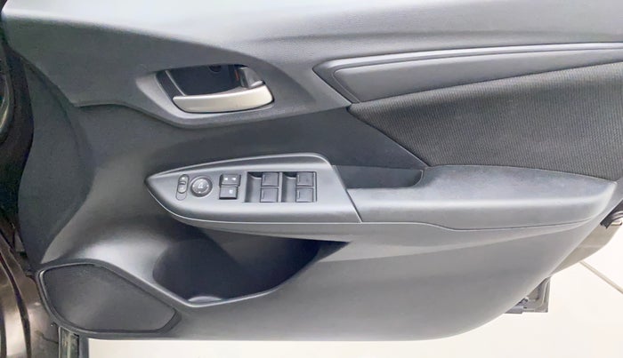 2018 Honda WR-V 1.2L I-VTEC S MT, Petrol, Manual, 35,832 km, Driver Side Door Panels Control