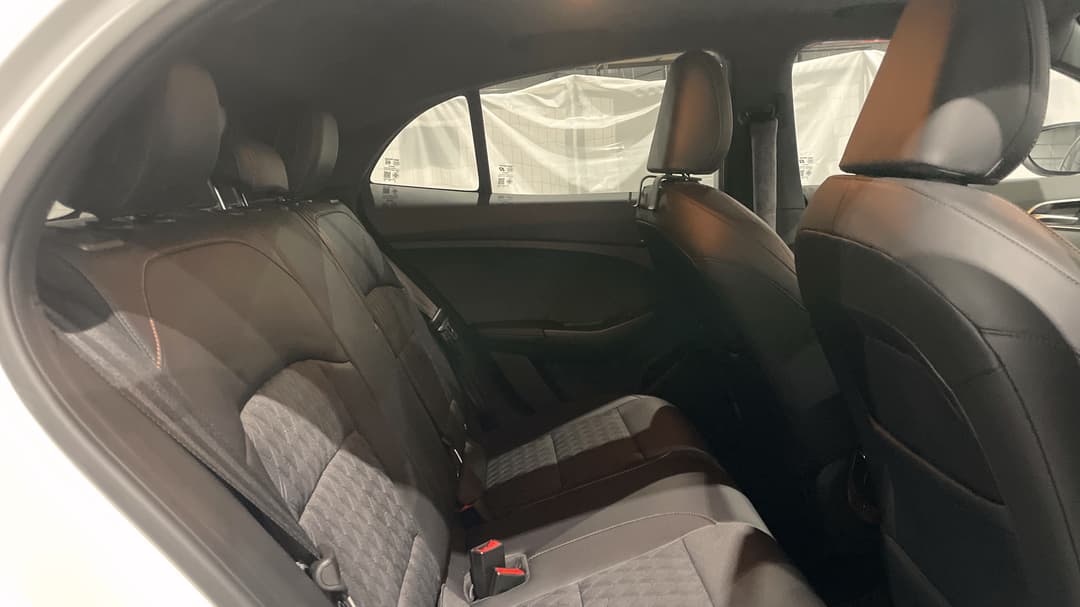 2025 MG Mg3 Essence, Automatic, 2782 km, Right Side Rear Door Cabin View