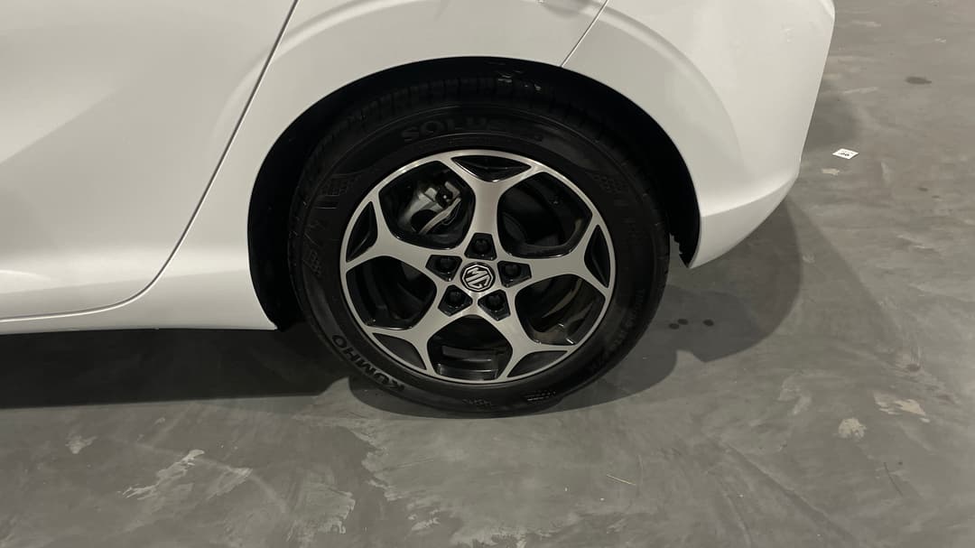 2025 MG Mg3 Essence, Automatic, 2782 km, Left Rear Wheel
