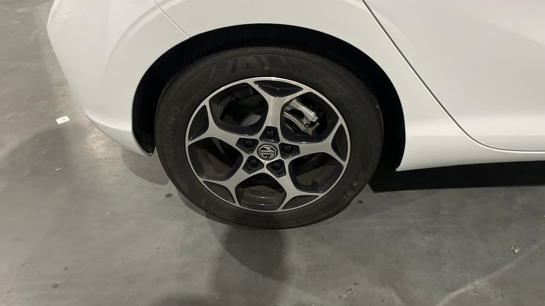 2025 MG Mg3 Essence, Automatic, 2782 km, Right Rear Wheel