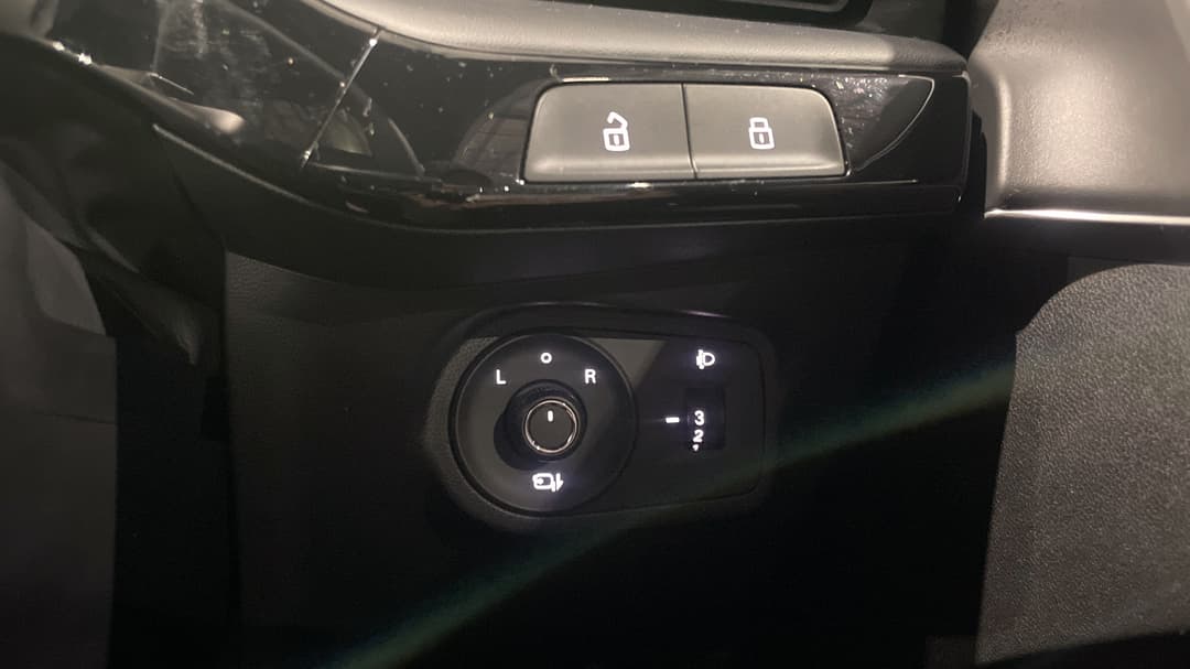 2025 MG Mg3 Essence, Automatic, 2782 km, Utility Switches/Buttons