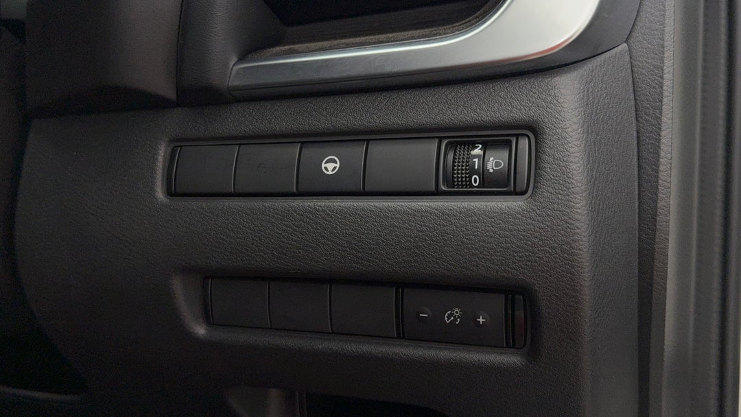 2023 Nissan X-trail St-l (4WD) 7 Seat, Automatic, 22139 km, Utility Switches/Buttons