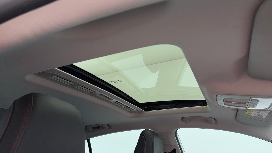 2024 MG Mg5 Essence, Automatic, 15186 km, Interior Sunroof/Moonroof