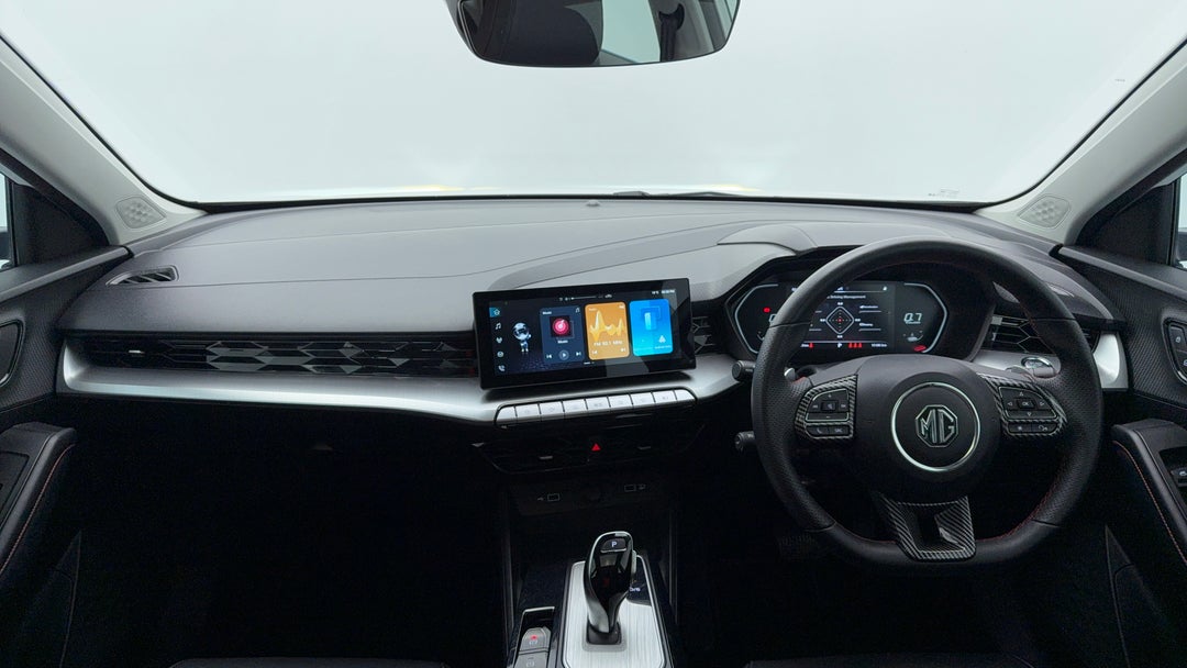 2024 MG Mg5 Essence, Automatic, 15186 km, Dashboard View