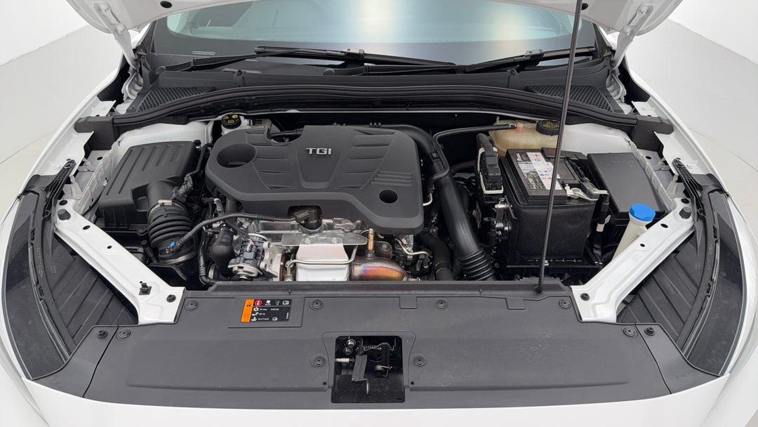 2024 MG Mg5 Essence, Automatic, 15186 km, Open Bonnet (Engine)