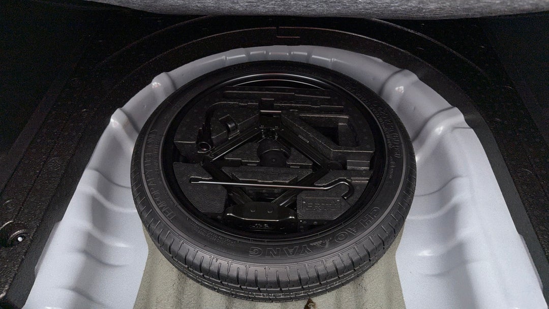 2024 MG Mg5 Essence, Automatic, 15186 km, Spare Wheel