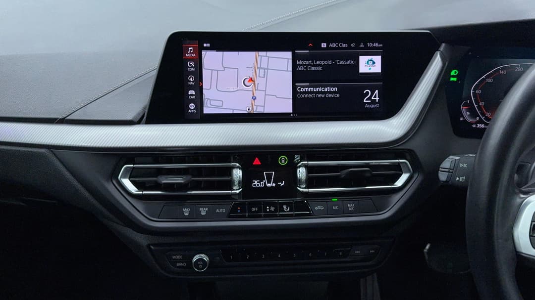 2020 BMW 2 18i M Sport Gran Coupe, Automatic, 46649 km, Center Console