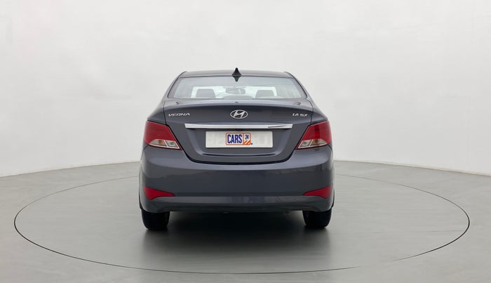 2016 Hyundai Verna FLUIDIC 1.6 SX VTVT, Petrol, Manual, 57,985 km, Back/Rear
