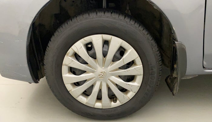 2013 Toyota Etios Liva G, Petrol, Manual, 35,060 km, Left Front Wheel