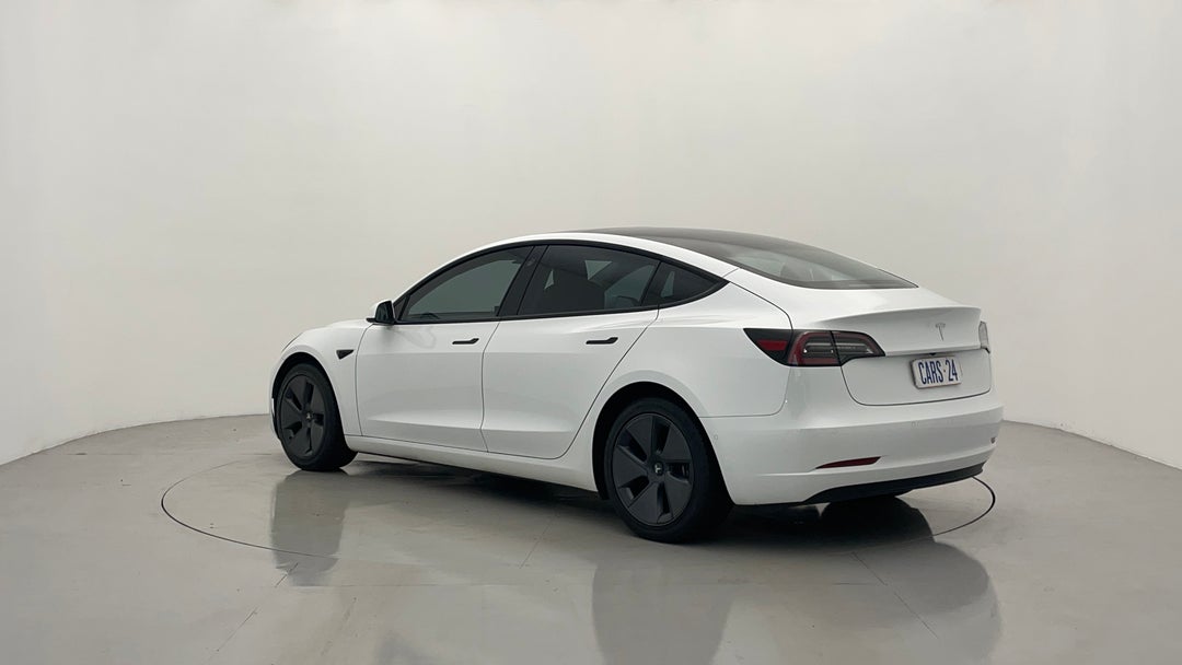 Left Back Diagonal (45- Degree) View