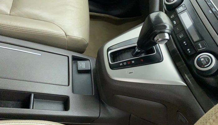 2014 Honda CRV 2.4L 2WD AT, Petrol, Automatic, 1,19,456 km, Gear Lever