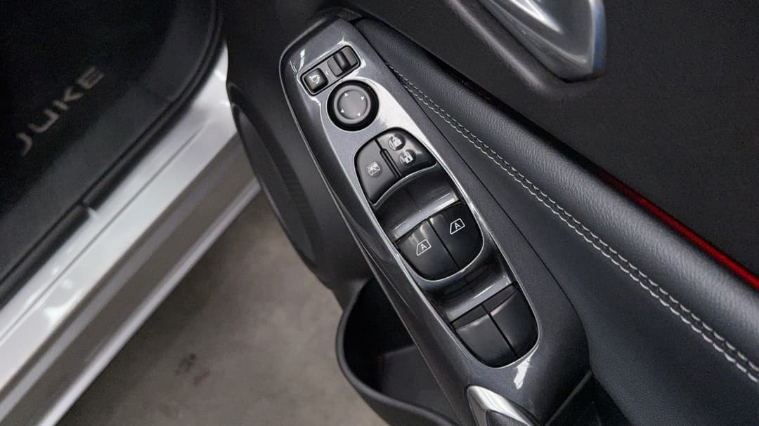 2020 Nissan Juke St-l, Automatic, 57574 km, Drivers Side Door Panel Controls