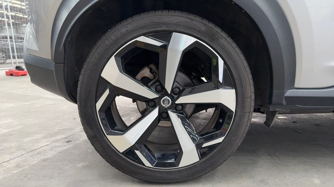 2020 Nissan Juke St-l, Automatic, 57574 km, Right Rear Wheel