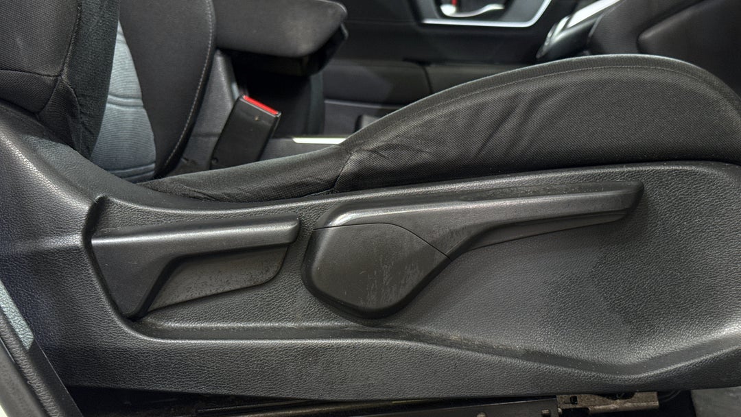 2017 Honda CR-V Vti-s (2WD), Automatic, 83983 km, Drivers Side Adjustment Panel