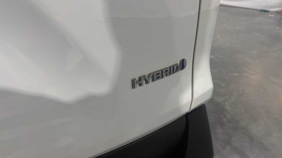 2021 Toyota RAV4 Gx (AWD) Hybrid, Automatic, 119721 km, Badge (Boot Right Side)