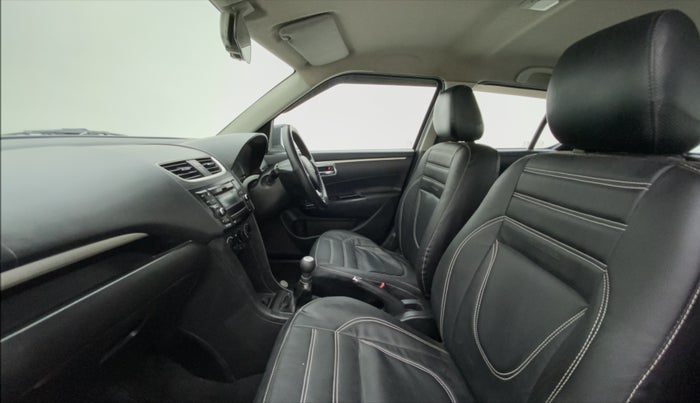 2015 Maruti Swift VDI ABS, Diesel, Manual, 1,07,229 km, Right Side Front Door Cabin