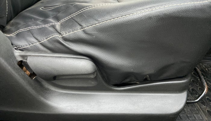 2015 Maruti Swift VDI ABS, Diesel, Manual, 1,07,229 km, Driver Side Adjustment Panel