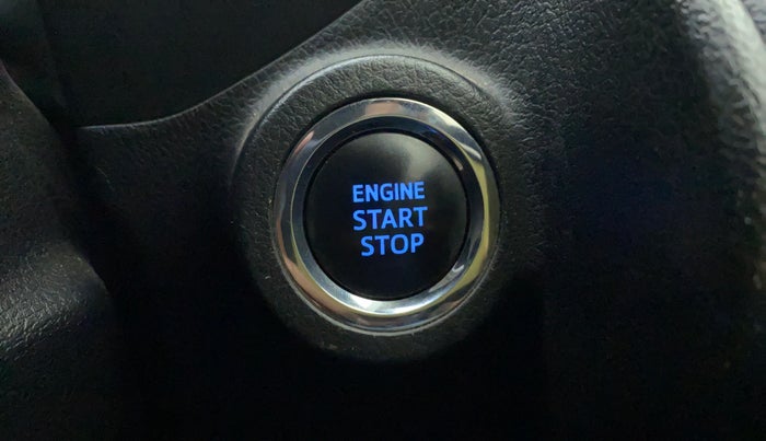 2019 Toyota Innova Crysta 2.8 ZX AT 7 STR, Diesel, Automatic, 49,585 km, Keyless Start/ Stop Button