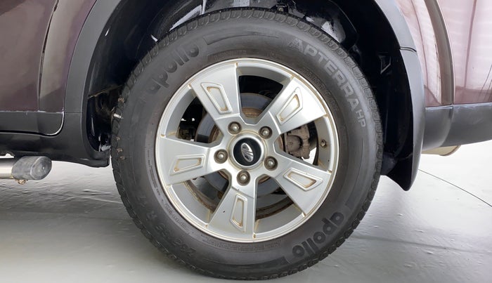 2015 Mahindra XUV500 W8 FWD, Diesel, Manual, 43,416 km, Left Rear Wheel