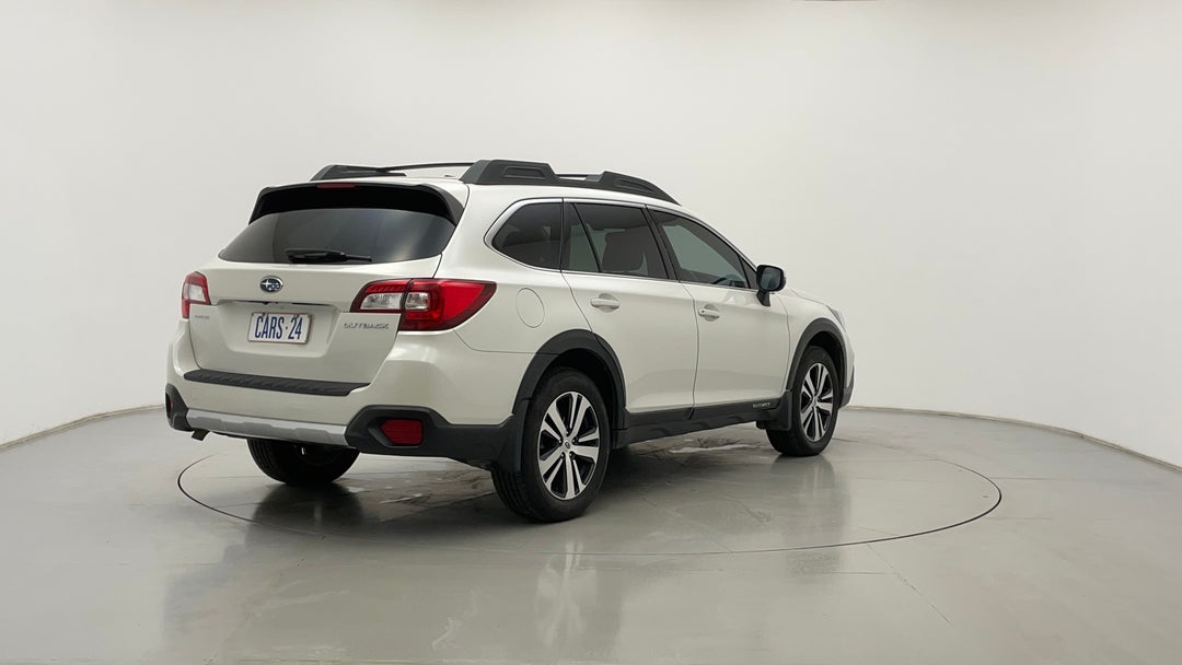 Right Back Diagonal (45- Degree) View