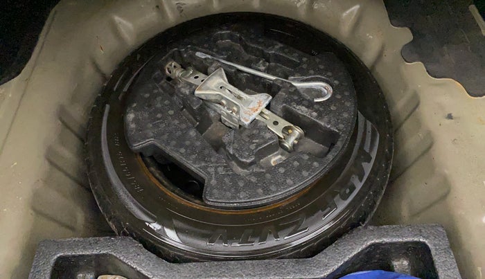 2014 Maruti Ciaz ZDI, Diesel, Manual, 1,19,250 km, Spare Tyre