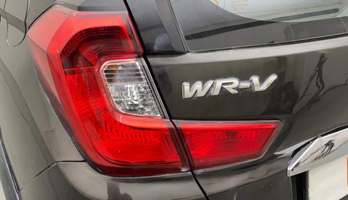 2018 Honda WR-V 1.2L I-VTEC S MT, CNG, Manual, 68,744 km, Left tail light - Minor damage