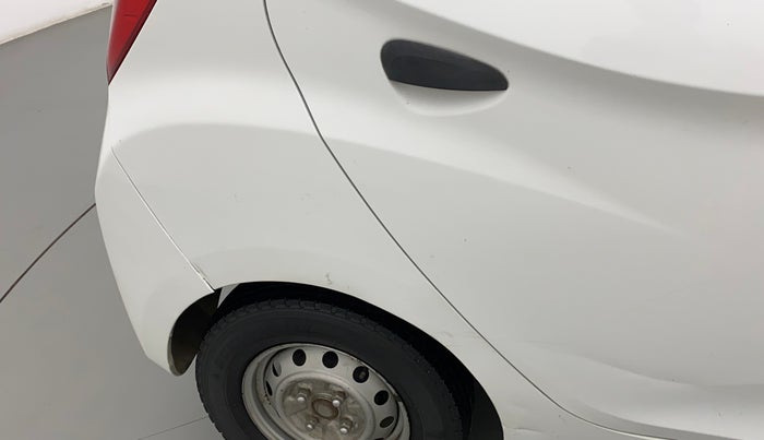 2016 Hyundai Eon ERA +, Petrol, Manual, 59,422 km, Right quarter panel - Minor scratches