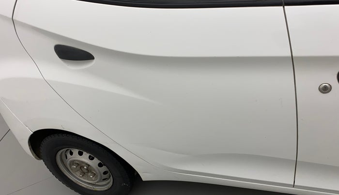 2016 Hyundai Eon ERA +, Petrol, Manual, 59,829 km, Right rear door - Minor scratches