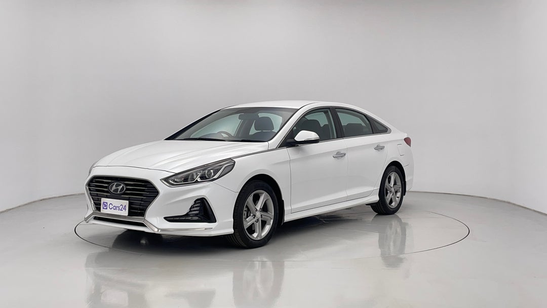 2018 Hyundai Sonata Active, Automatic, 25985 km, Left Front Diagonal (45- Degree) View