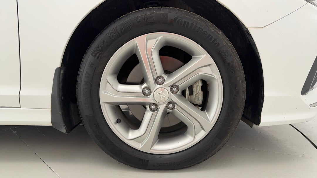 2018 Hyundai Sonata Active, Automatic, 25985 km, Right Front Wheel