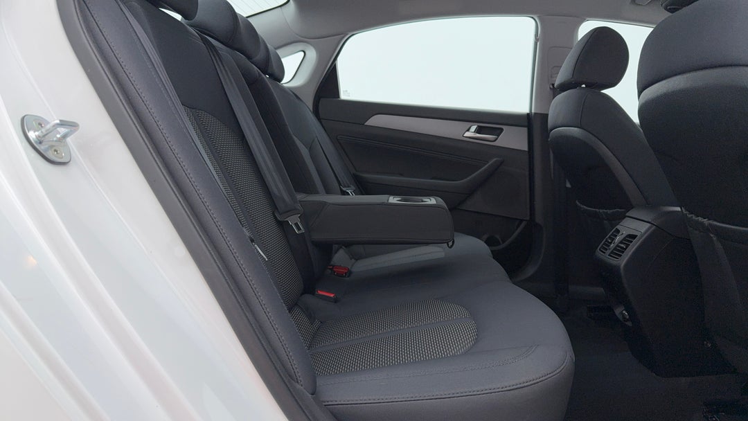 2018 Hyundai Sonata Active, Automatic, 25985 km, Right Side Rear Door Cabin View
