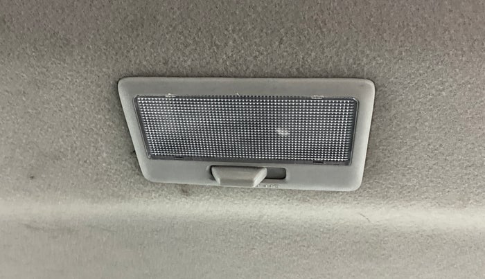 2017 Maruti Swift VDI (O), Diesel, Manual, 76,812 km, Ceiling - Roof light/s not working