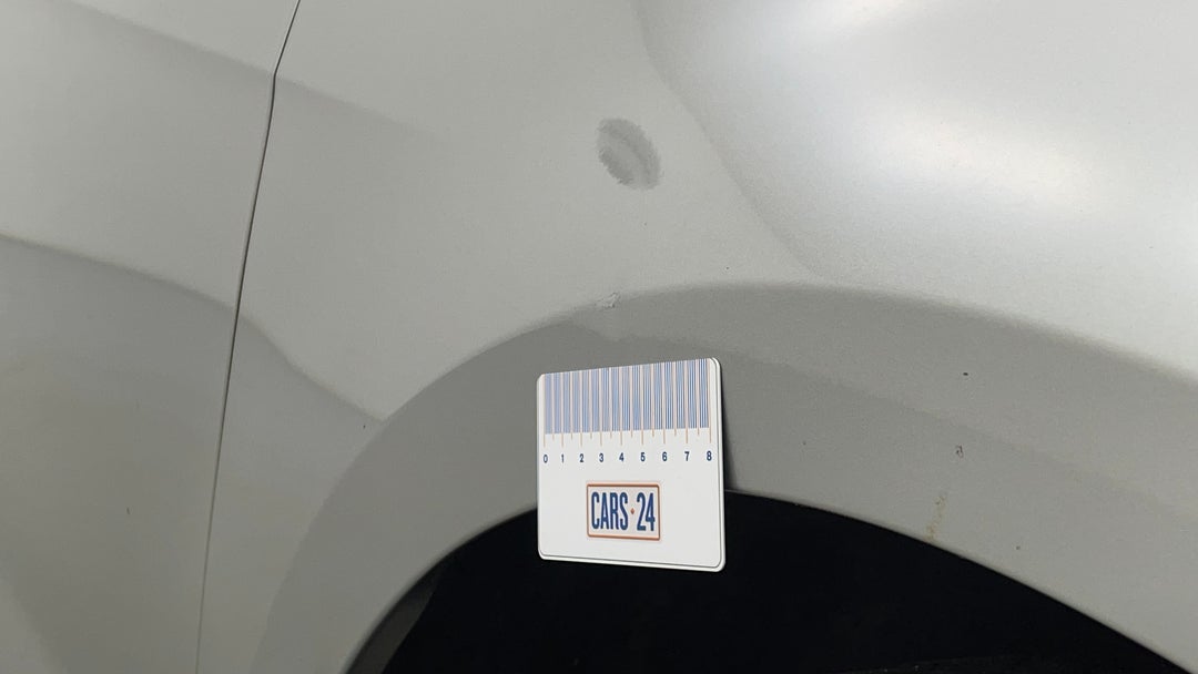 Quarter Panel Front RHS Guard Dent