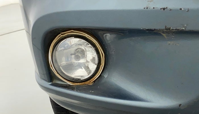 2015 Nissan Terrano XE (D), Diesel, Manual, 94,647 km, Right fog light - Not working