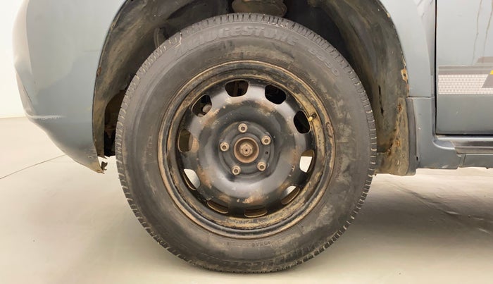 2015 Nissan Terrano XE (D), Diesel, Manual, 94,647 km, Left Front Wheel