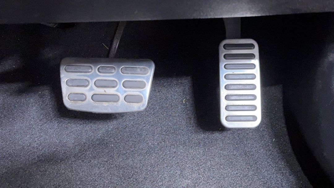 Pedals and Footmat