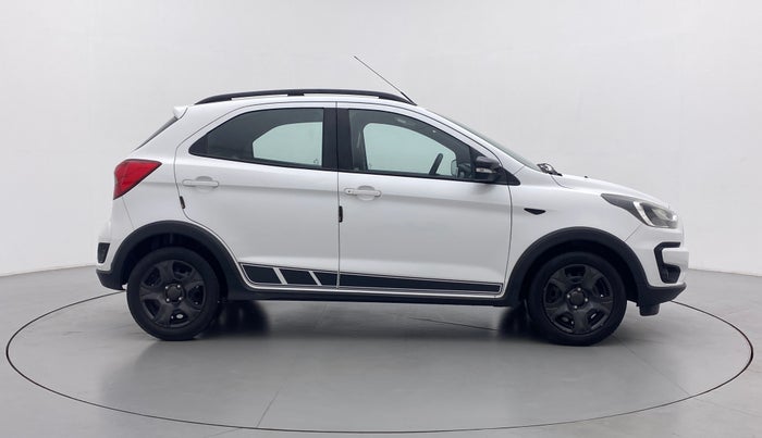 2018 Ford FREESTYLE TREND 1.5 TDCI MT, Diesel, Manual, 35,653 km, Right Side View