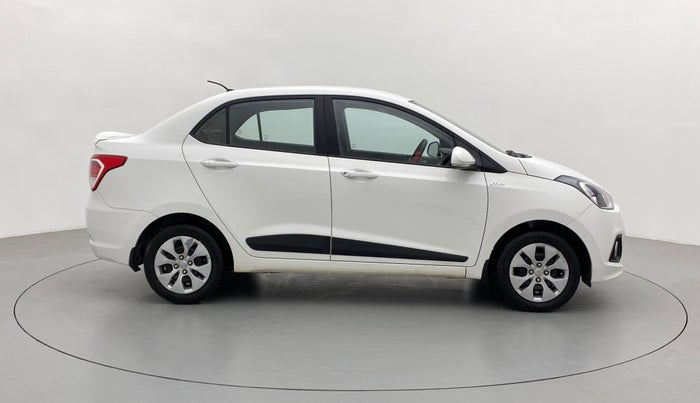 2016 Hyundai Xcent SPECIAL EDITION 1.2, Petrol, Manual, 30,183 km, Right Side