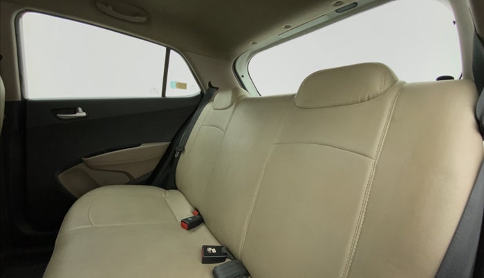 2014 Hyundai Grand i10 SPORTZ 1.2 KAPPA VTVT, Petrol, Manual, 69,258 km, Right Side Rear Door Cabin
