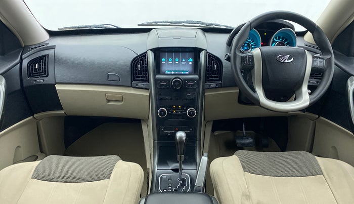 2017 Mahindra XUV500 W6 AT, Diesel, Automatic, 33,776 km, Dashboard