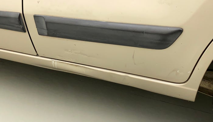 2013 Maruti Wagon R 1.0 LXI, Petrol, Manual, 36,044 km, Left running board - Slightly dented