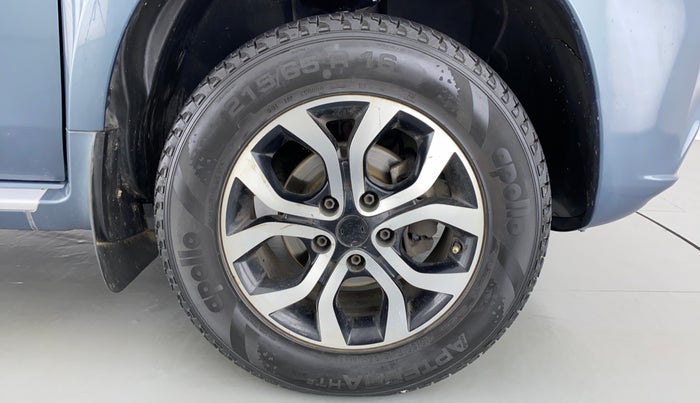 2014 Nissan Terrano XV D THP PREMIUM 110 PS, Diesel, Manual, 90,186 km, Right Front Wheel