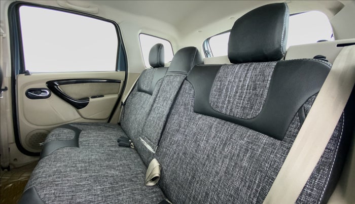 2014 Nissan Terrano XV D THP PREMIUM 110 PS, Diesel, Manual, 90,186 km, Right Side Rear Door Cabin