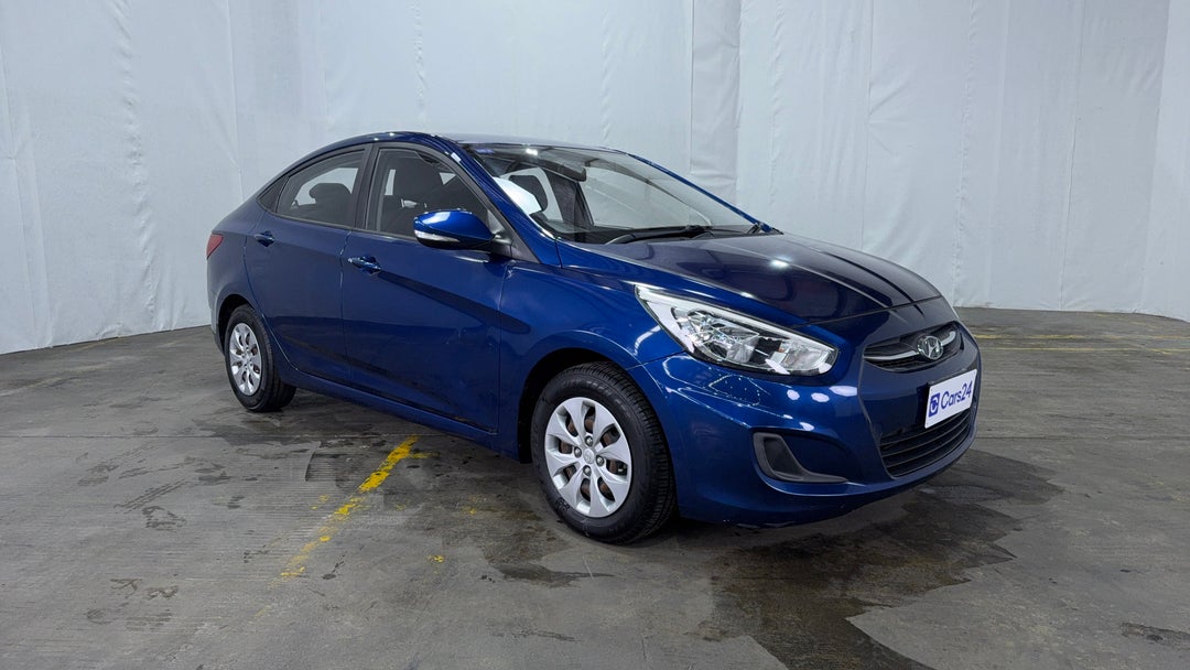 Right Front Diagonal (45- Degree) View