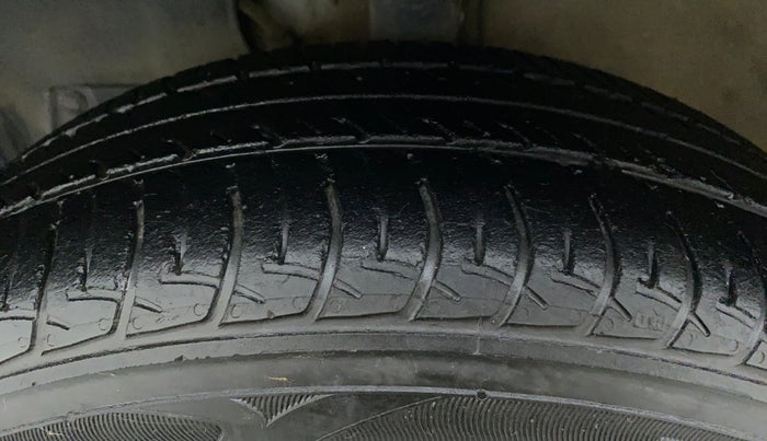 2020 Maruti New Wagon-R VXI 1.0, Petrol, Manual, 16,160 km, Left Front Tyre Tread