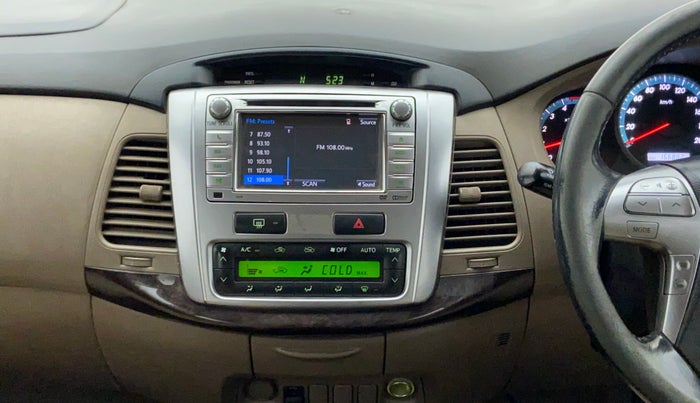 2015 Toyota Innova 2.5 VX 8 STR BS IV, Diesel, Manual, 1,66,882 km, Air Conditioner